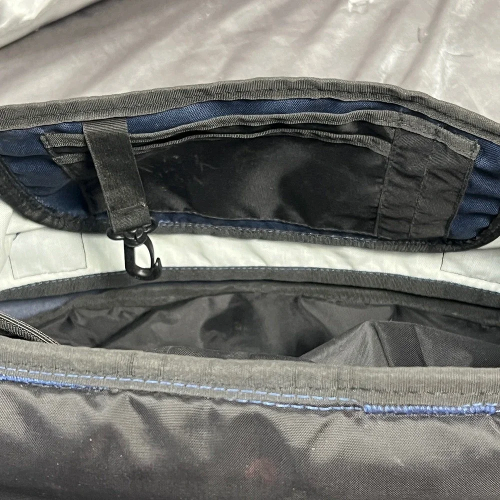 Jansport navy blue